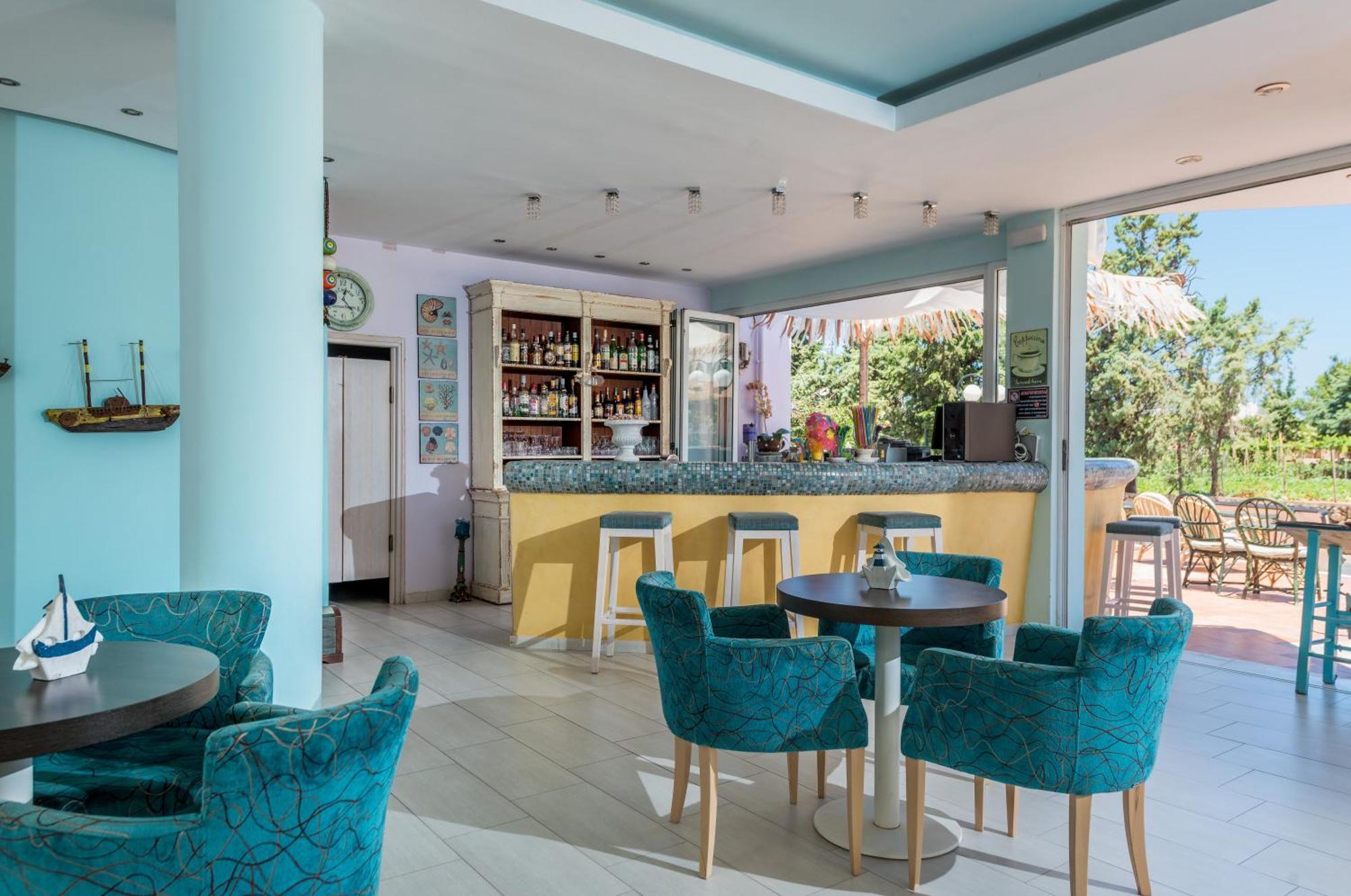 W Suites By Estia Stalida Екстериор снимка